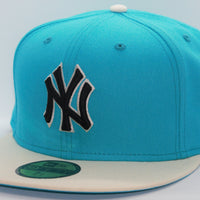 New York Yankees 2 Tone Color Pack 2021 New Era 59Fifty Fitted Hat Ripple Blue & Chrome White